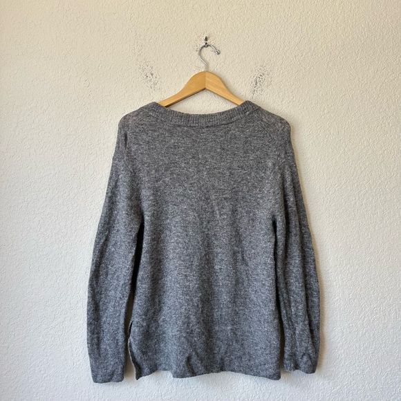 VINCE Side Slit V-Neck Tunic Sweater in Grey Wool Alpaca Blend - Picture 5 of 10